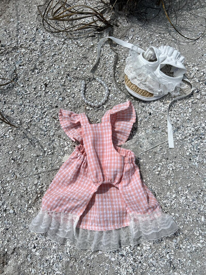 Chic Pink Outfit Set: Sundress, Lace Panama Hat, & Statement Necklace, Elegant and Chic Dog Clothes for Weddings, tutu Dog dress, Summer dog