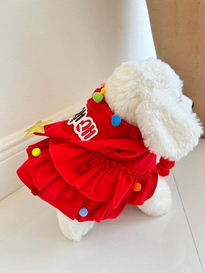 Holiday Red Cape Tree: Perfect for Pets' Christmas Fun! Christmas tree Dog costume, festive holiday photo prop Santa tree costume, Dog gift